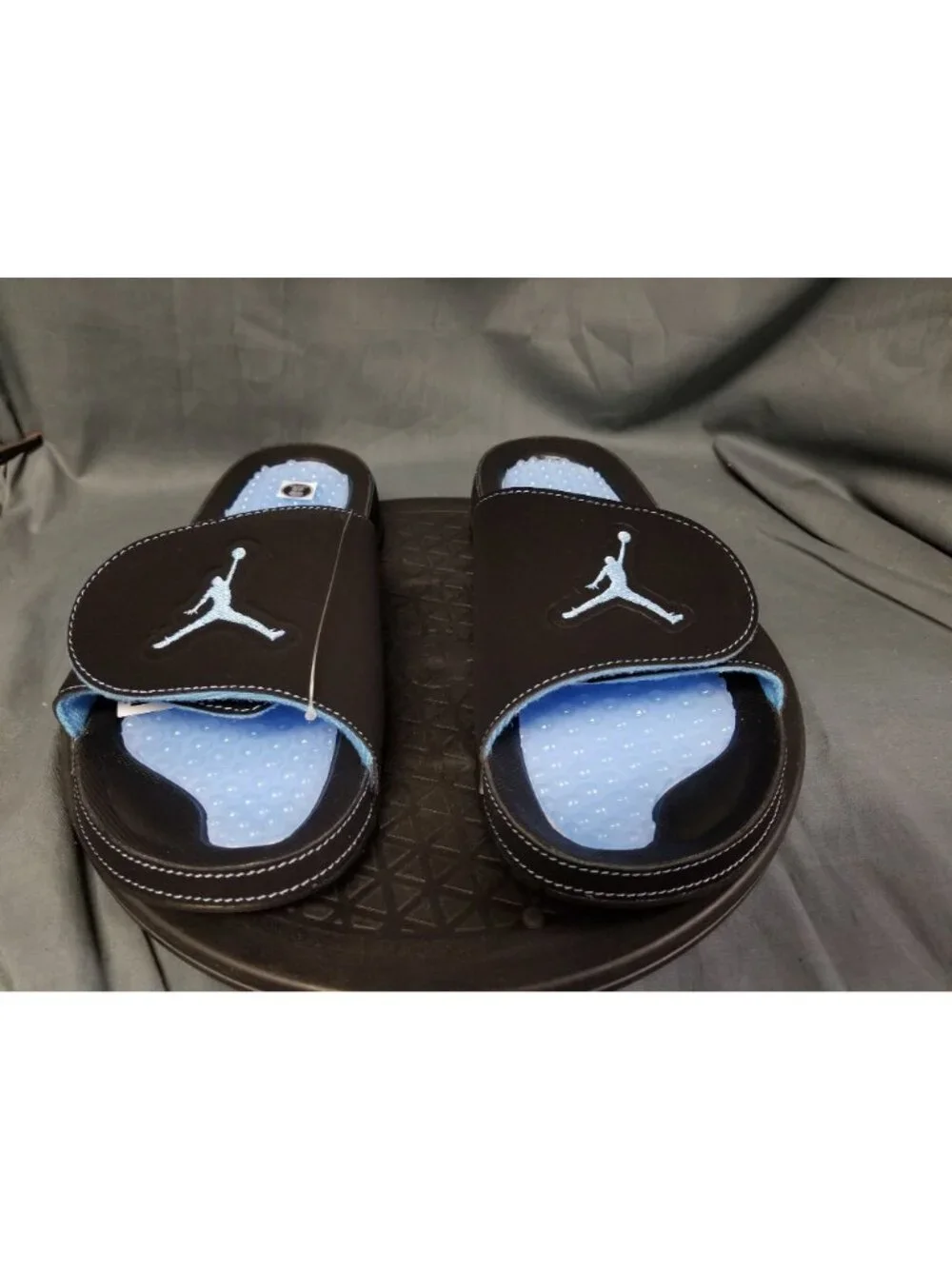 Jordan Hydro V Retro Sandals Black/Blue/White 555501 004 Mens Size 8 NEW w/TAG